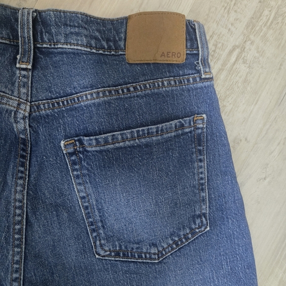 Aeropostal Mom Jean Size 10 - Picture 4 of 6